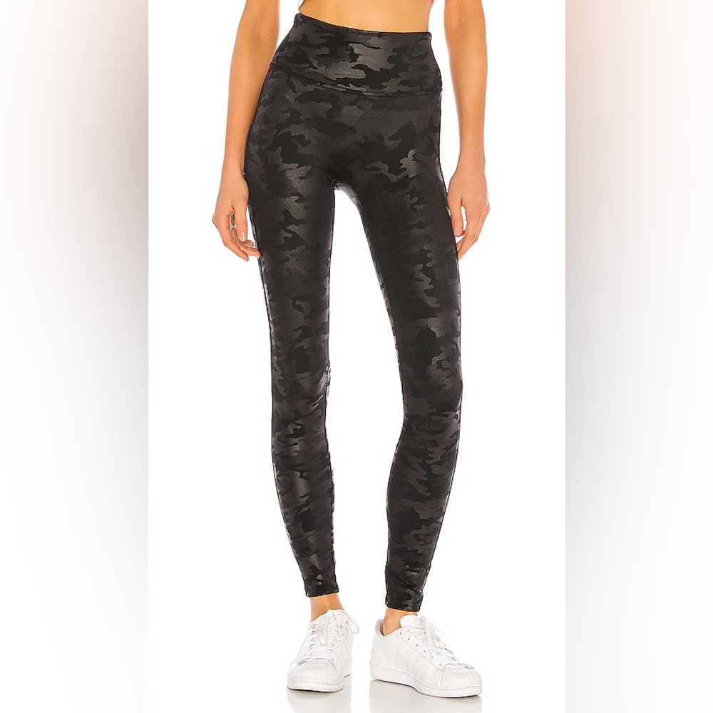 SPANX FAUX LEATHER CAMO LEGGINGS